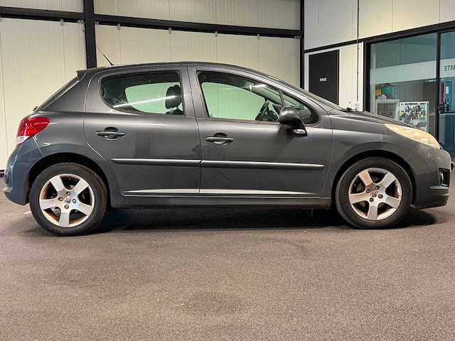 2011 - peugeot - 207 - 1.6 vti allure 04-rbt-5 iaw - afbeelding 16 van  19