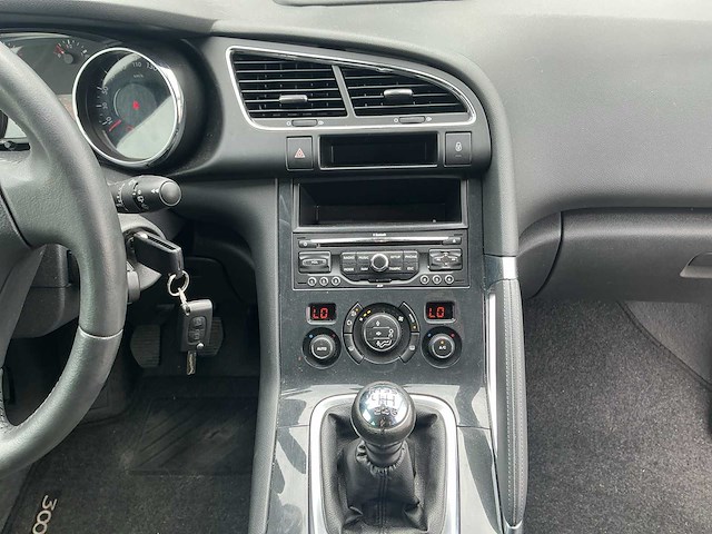 2011 - peugeot - 3008 - 1.6 thp st - personenauto - afbeelding 12 van  13