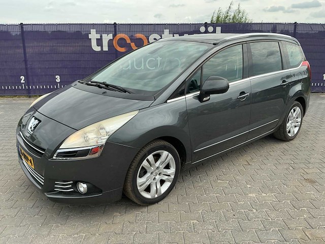 2011 - peugeot - 5008 - 1.6 thp b.l. exe 7p. - personenauto - afbeelding 1 van  6