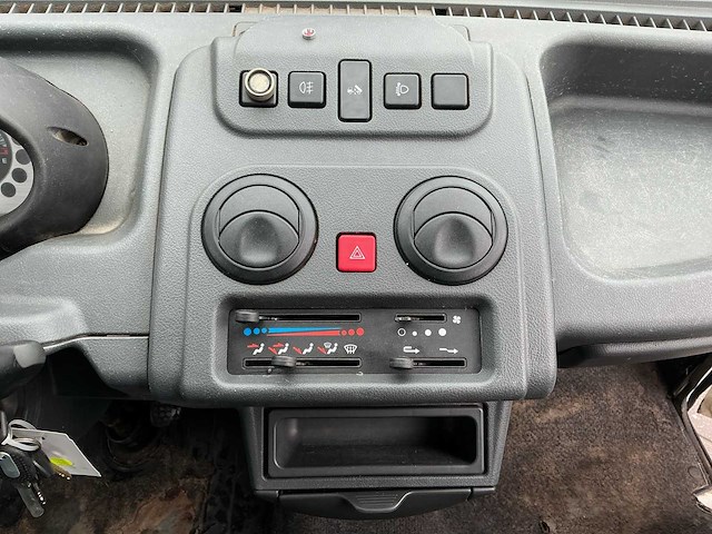 2011 - piaggio - porter - 1.3 kipper sl - bedrijfswagen/pick-up - afbeelding 10 van  11