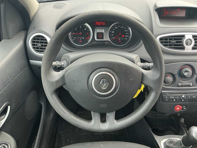 2011 - renault - clio - 1.5 dci authentique - personenauto - afbeelding 2 van  12