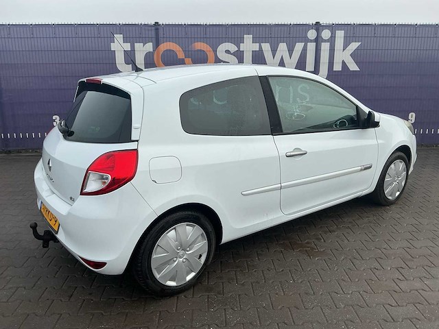 2011 - renault - clio - 1.5 dci authentique - personenauto - afbeelding 7 van  12