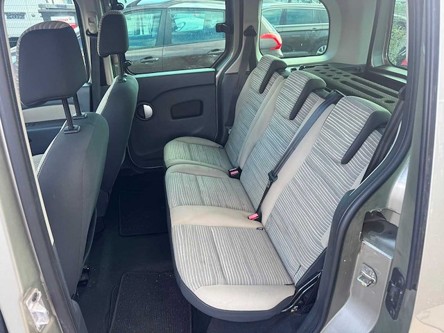 2011 - renault - kangoo family - 1.6-16v expression 9-xsg-48 iaw - afbeelding 3 van  16