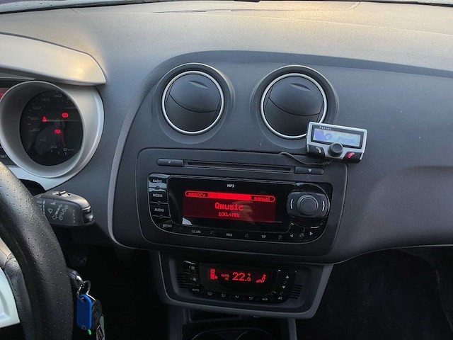 2011 - seat - ibiza - 1.2 tdi copa pl eco. - personenauto - afbeelding 3 van  6