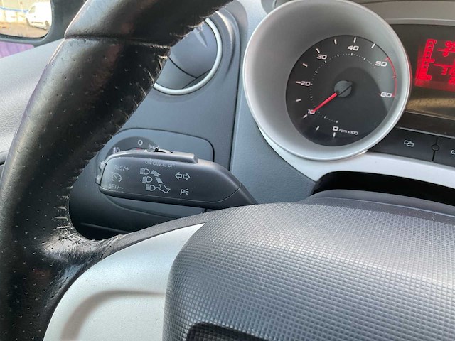 2011 - seat - ibiza - 1.2 tdi copa pl eco. - personenauto - afbeelding 1 van  5