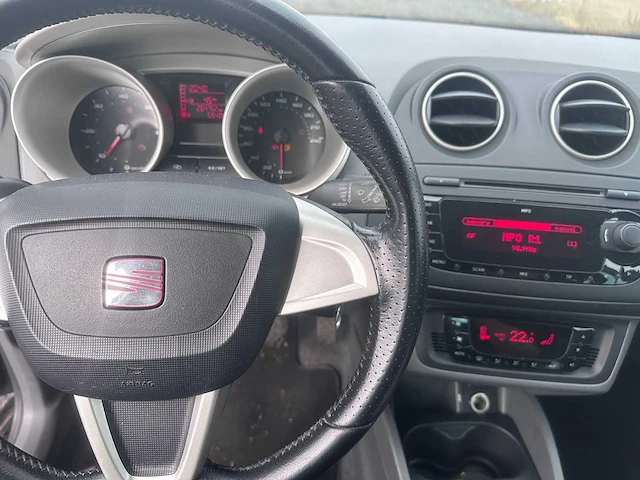 2011 - seat - ibiza st - 1.2 tdi copa pl eco. - 80-shs-1 - afbeelding 10 van  11