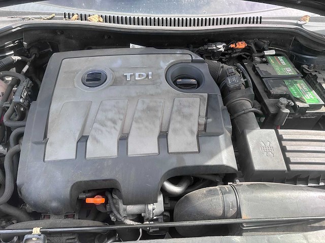 2011 - seat - leon - 1.6 tdi eco. style - 46-zhr-9 - afbeelding 17 van  17