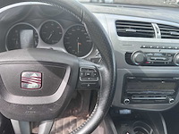 2011 - seat - leon - 1.6 tdi eco. style - 46-zhr-9 - afbeelding 8 van  17