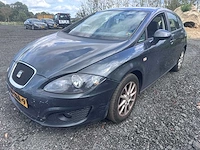 2011 - seat - leon - 1.6 tdi eco. style - 46-zhr-9