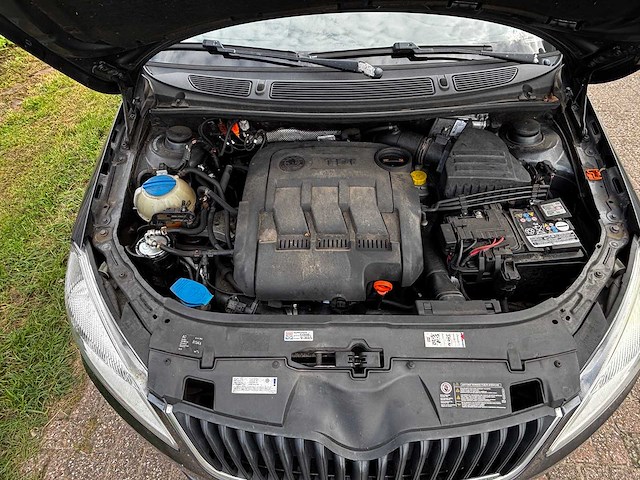 2011 - skoda - fabia combi - 1.2 tdi greenline - car - afbeelding 1 van  10