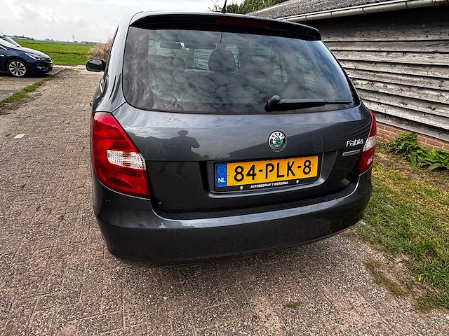 2011 - skoda - fabia combi - 1.2 tdi greenline - car - afbeelding 8 van  10
