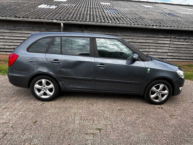 2011 - skoda - fabia combi - 1.2 tdi greenline - car - afbeelding 7 van  20