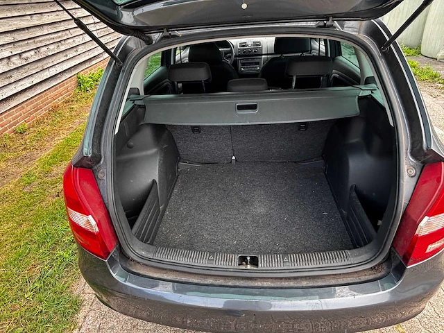 2011 - skoda - fabia combi - 1.2 tdi greenline - car - afbeelding 13 van  20