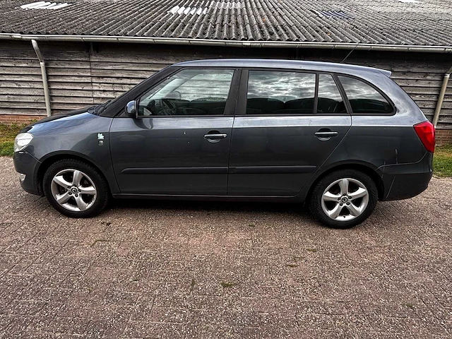 2011 - skoda - fabia combi - 1.2 tdi greenline - car - afbeelding 12 van  20