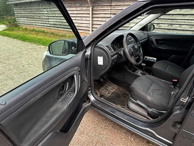 2011 - skoda - fabia combi - 1.2 tdi greenline - car - afbeelding 16 van  20