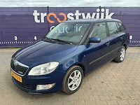 2011 - skoda - fabia combi - 1.2 tdi greenline - personenauto