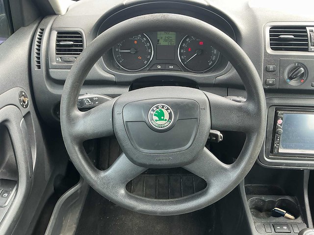 2011 - skoda - fabia combi - 1.2 tdi greenline - personenauto - afbeelding 10 van  12
