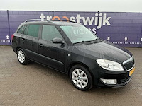 2011 - skoda - fabia combi - 1.2 tsi elegance - personenauto - afbeelding 2 van  12