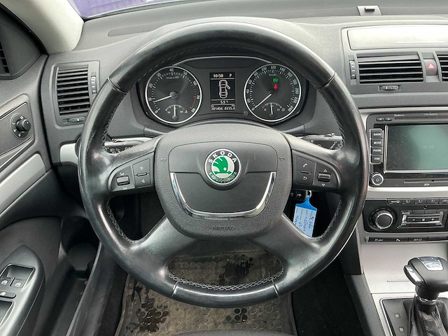 2011 - skoda - octavia combi - 1.2 tsi elegance bns - personenauto - afbeelding 9 van  10