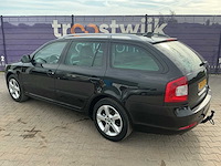 2011 - skoda - octavia combi - 1.2 tsi elegance bns - personenauto - afbeelding 7 van  11