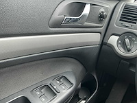 2011 - skoda - octavia combi - 1.2 tsi elegance bns - personenauto - afbeelding 2 van  11