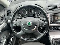2011 - skoda - octavia combi - 1.2 tsi elegance bns - personenauto - afbeelding 11 van  11