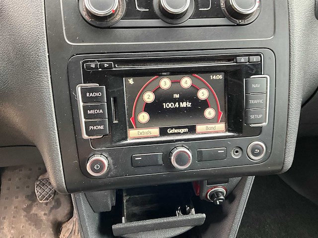 2011 - volkswagen - caddy - bedrijfswagen - afbeelding 4 van  15