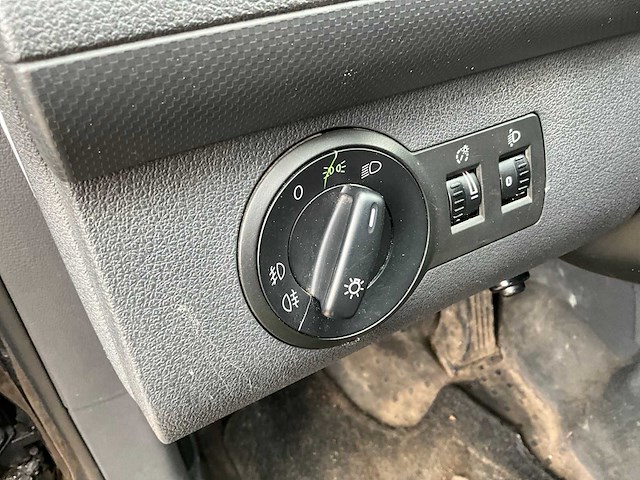 2011 - volkswagen - caddy - bedrijfswagen - afbeelding 8 van  15