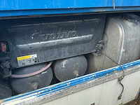 2011 - volvo - fh420 eev - vrachtwagen opbouw t.b.v. weg belijning (schade voertuig) - afbeelding 10 van  21