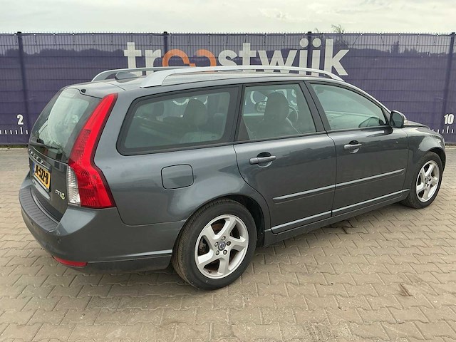 2011 - volvo - v50 - 1.6 d2 s/s r-d.proed - personenauto - afbeelding 5 van  10