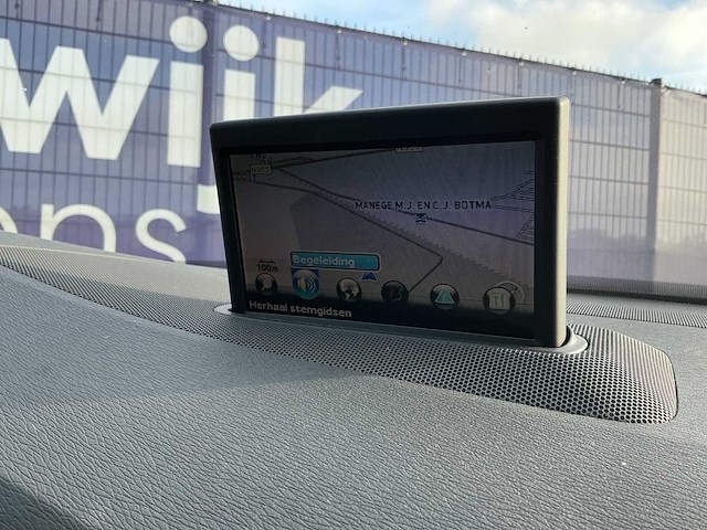 2011 - volvo - v70 - 2.0t r-edition - personenauto - afbeelding 12 van  15