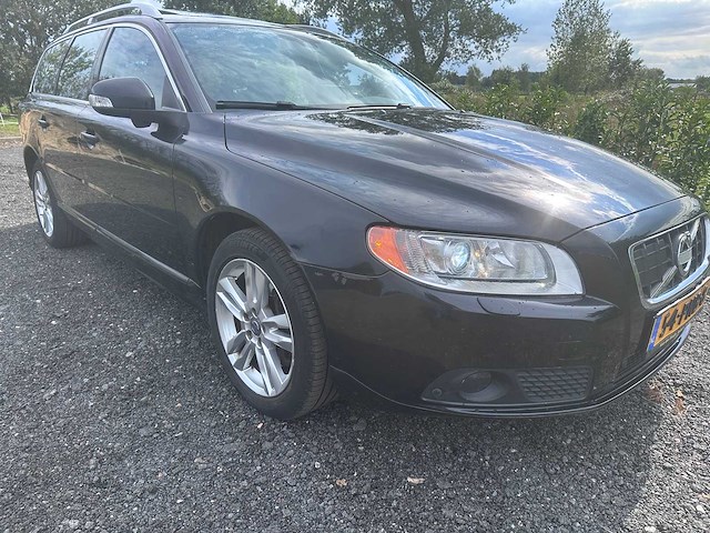 2011 - volvo - v70 - 2.0t summum - 54-pnb-8 - afbeelding 4 van  15