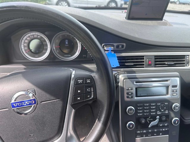 2011 - volvo - v70 - 2.0t summum - 54-pnb-8 - afbeelding 6 van  15
