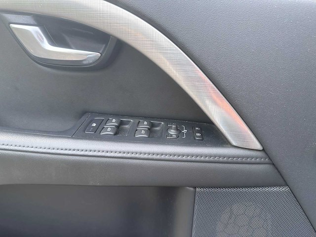 2011 - volvo - v70 - 2.0t summum - 54-pnb-8 - afbeelding 1 van  17