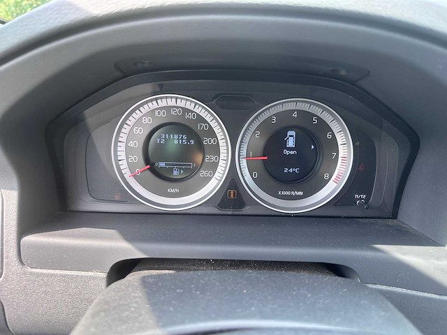 2011 - volvo - v70 - 2.0t summum - 54-pnb-8 - afbeelding 17 van  17