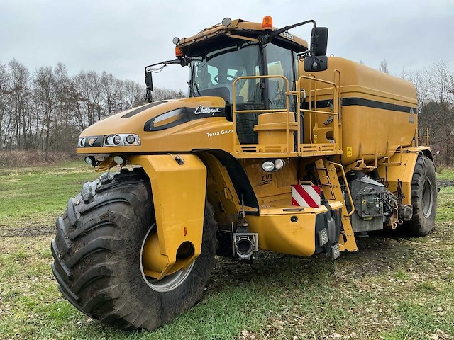 2011 ag-chem terra gator 8333 zelfrijdende mestverspreider - afbeelding 1 van  33