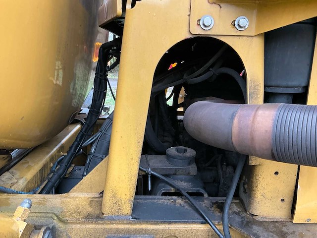 2011 ag-chem terra gator 8333 zelfrijdende mestverspreider - afbeelding 14 van  33