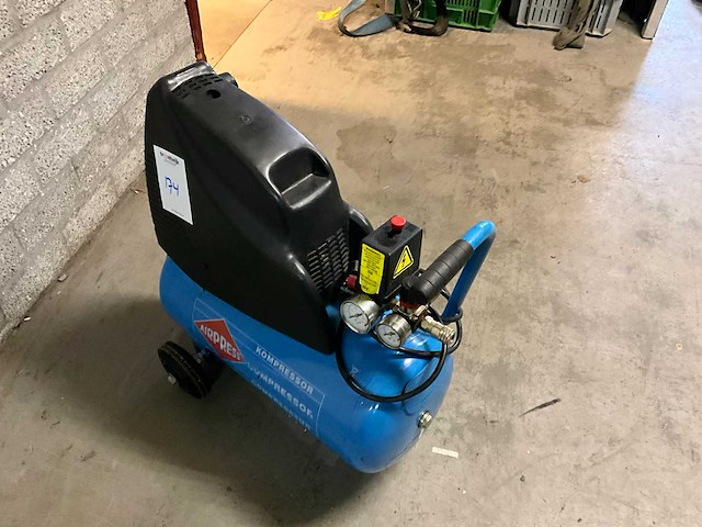 2011 airpress luchtcompressor - afbeelding 2 van  4
