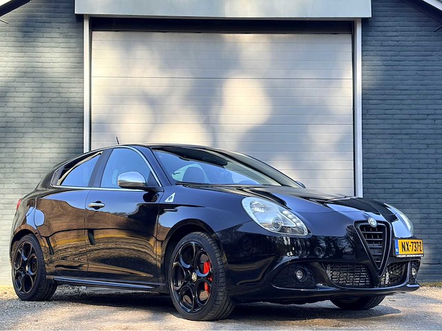 2011 alfa romeo giulietta 300+ pk personenauto - afbeelding 7 van  11