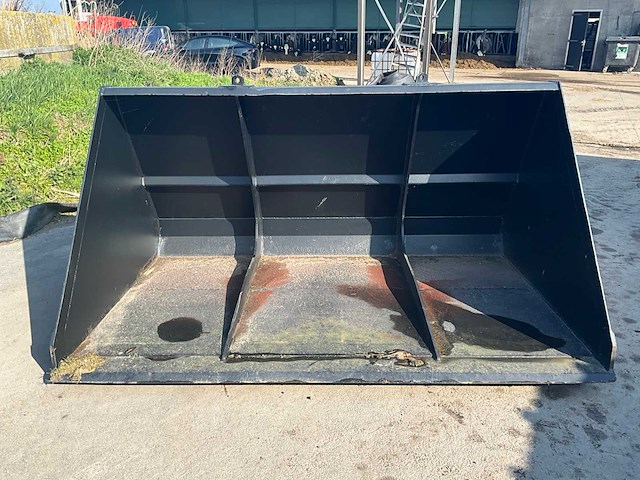 2011 alo ht30825 volumebak / graafbak - afbeelding 5 van  12