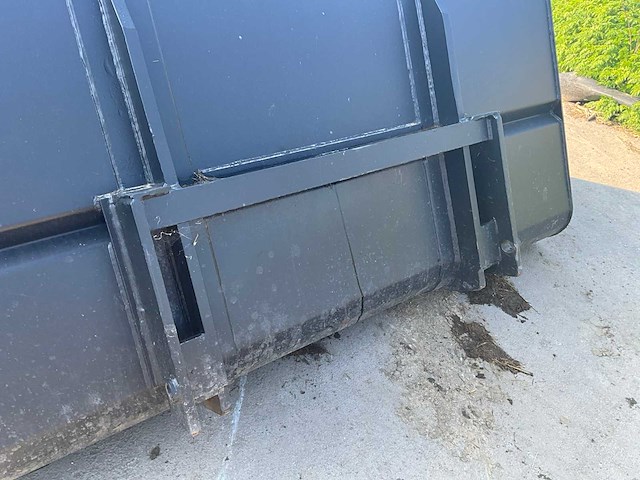 2011 alo ht30825 volumebak / graafbak - afbeelding 11 van  12