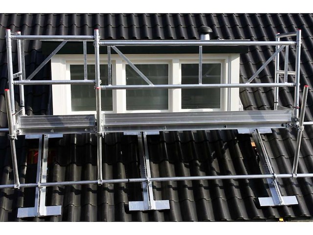 2011 altrex safe click daksteiger - afbeelding 1 van  10