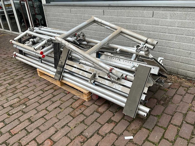 2011 altrex safe click daksteiger - afbeelding 3 van  10