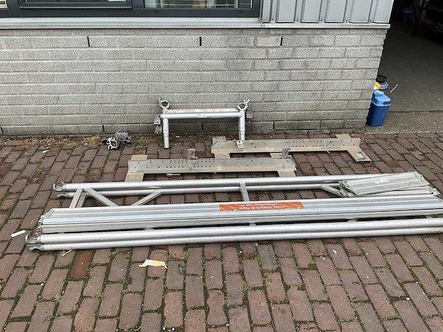 2011 altrex safe click daksteiger - afbeelding 5 van  10