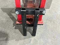 2011 apv wd 100 m3 elektrische zoutstrooier - afbeelding 11 van  13