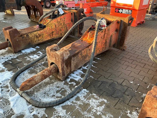 2011 atlas copco mb 1000 hydraulische sloophamer - afbeelding 1 van  8