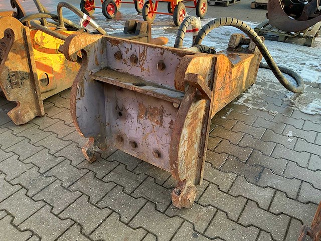 2011 atlas copco mb 1000 hydraulische sloophamer - afbeelding 5 van  8