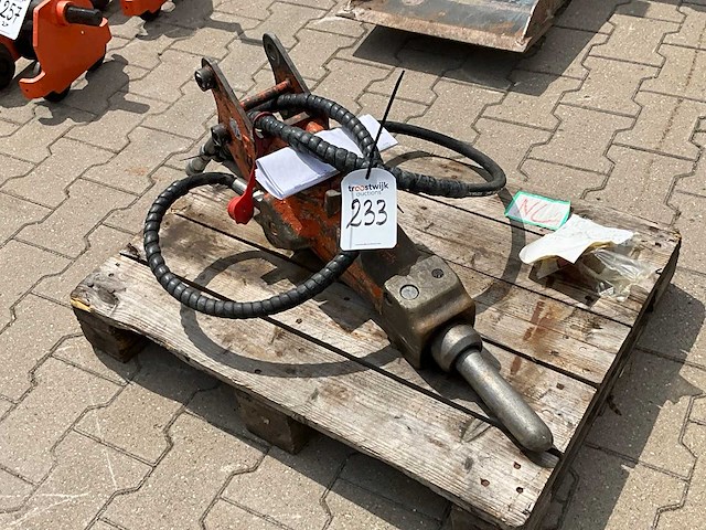 2011 atlas copco sb 52 hydraulische sloophamer - afbeelding 4 van  8