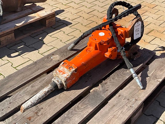 2011 atlas copco sb102 hydraulische sloophamer - afbeelding 5 van  11