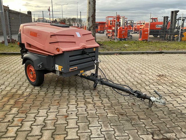 2011 atlas copco xas47 kd compressor aanhangwagen - afbeelding 18 van  23